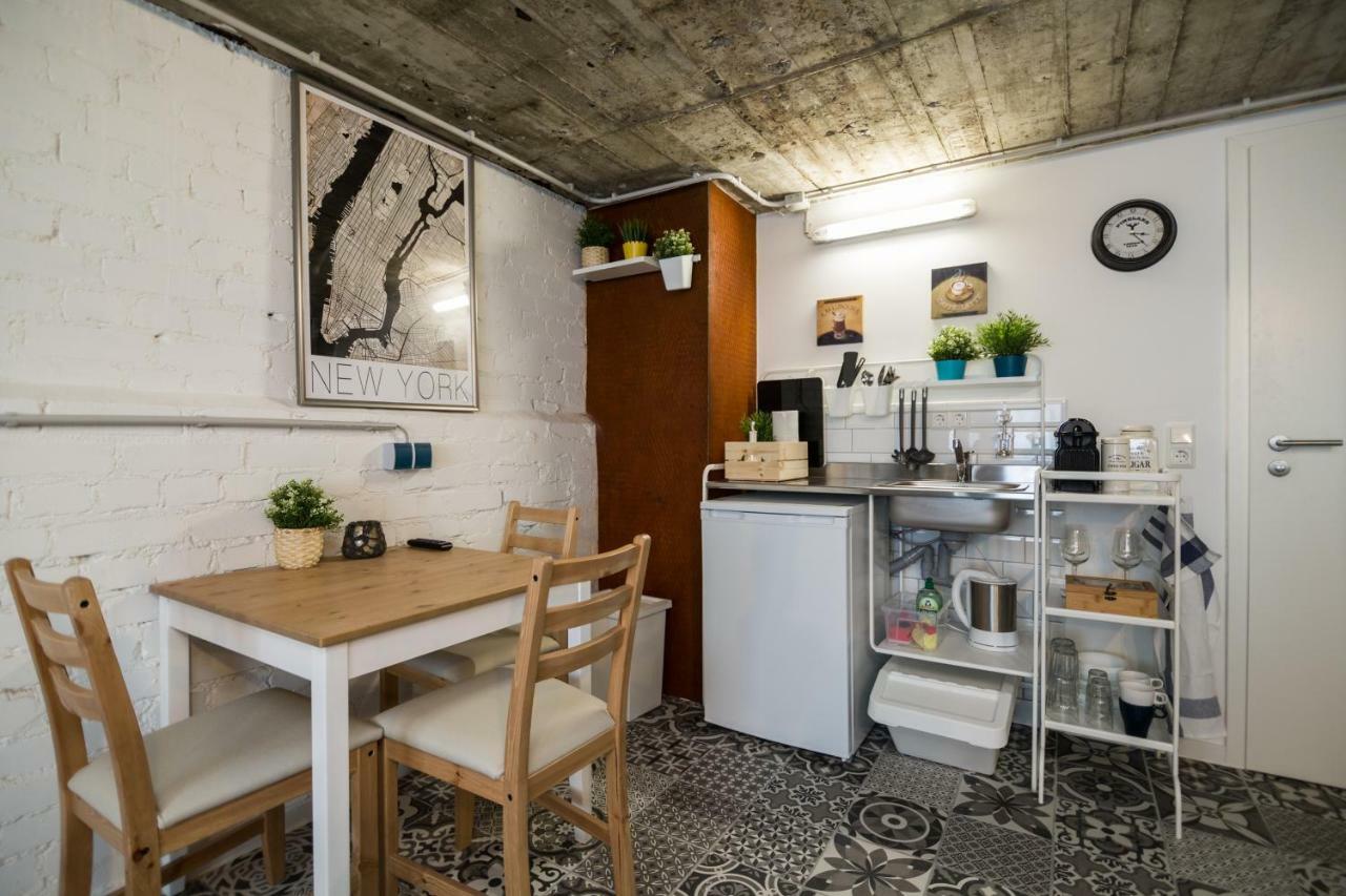 The Liv. - Station Appartement Cologne